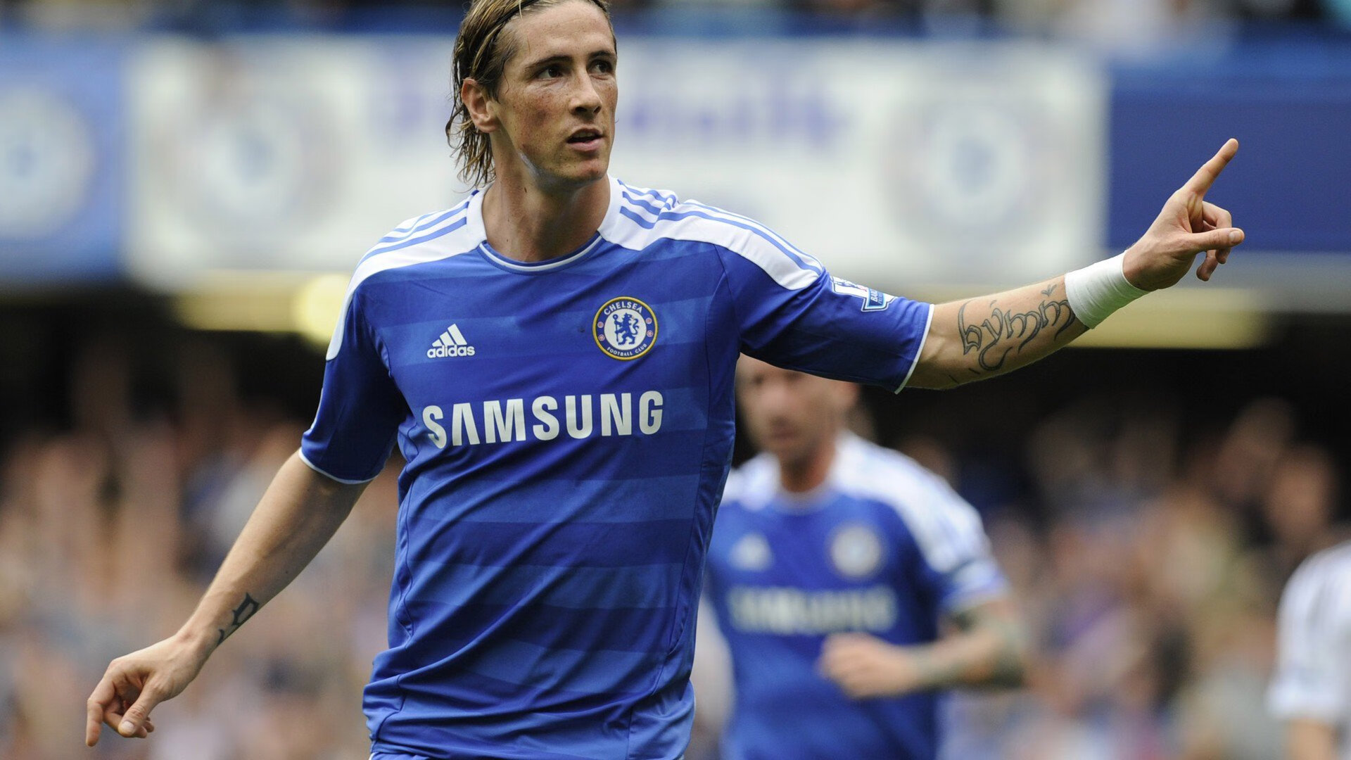 梅西，在瑞士冲垮厄瓜多尔的阴影下，他接管了生死