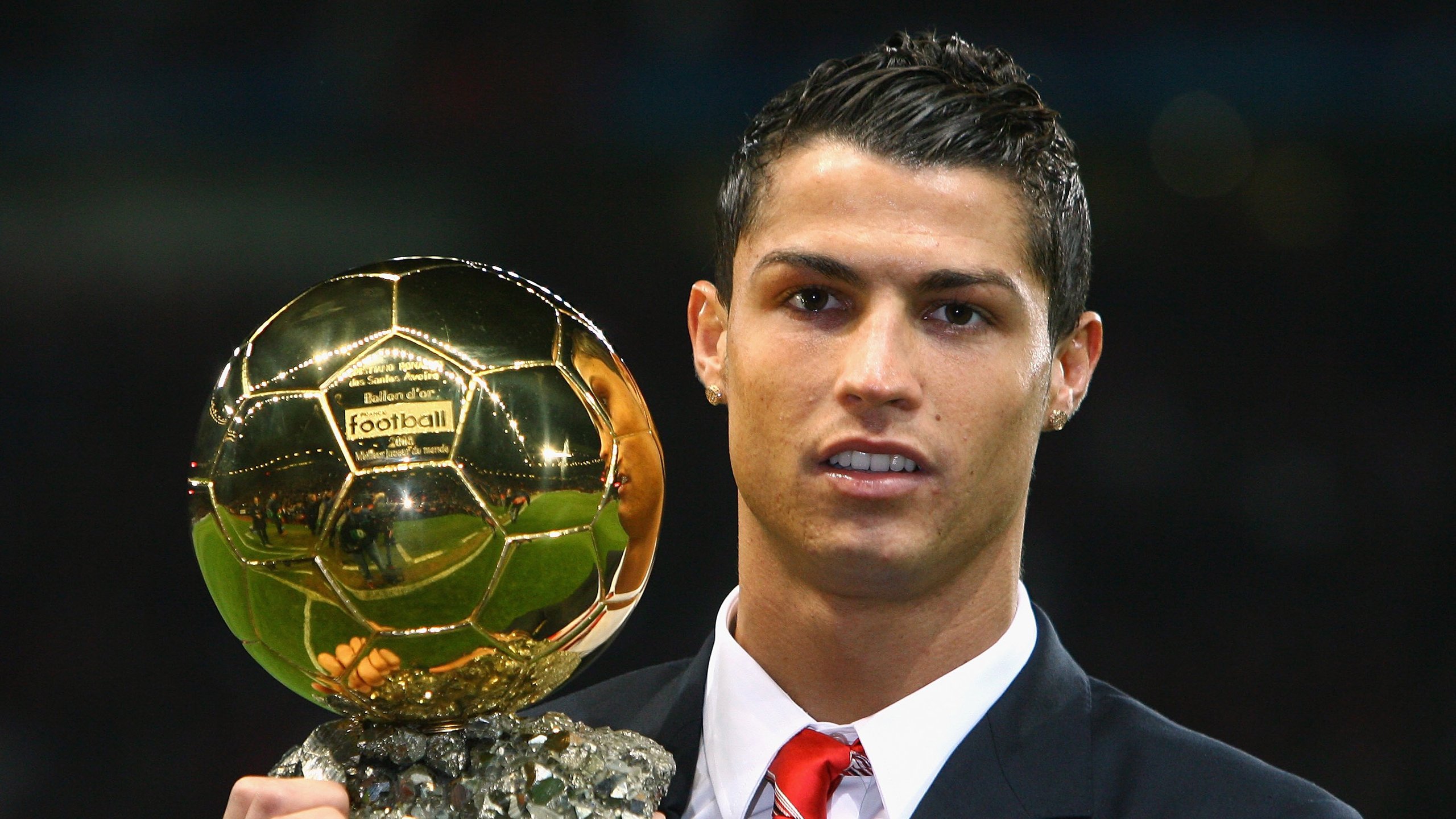 绝杀时刻,罗德里关键一传助美国压哨险胜希腊